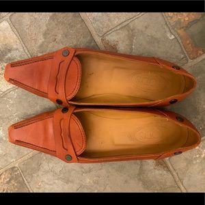 Tods leather shoes!